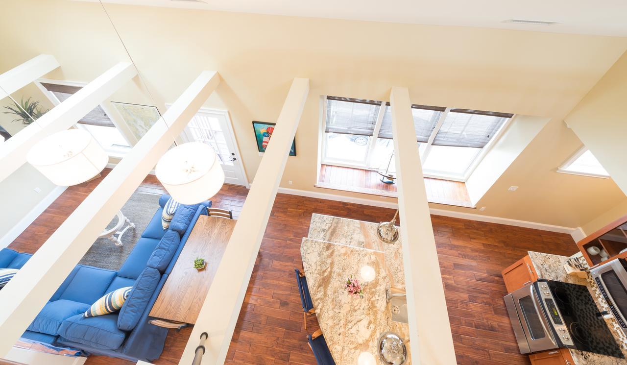 דירות The Newport Lofts - 546 Thames Street מראה חיצוני תמונה